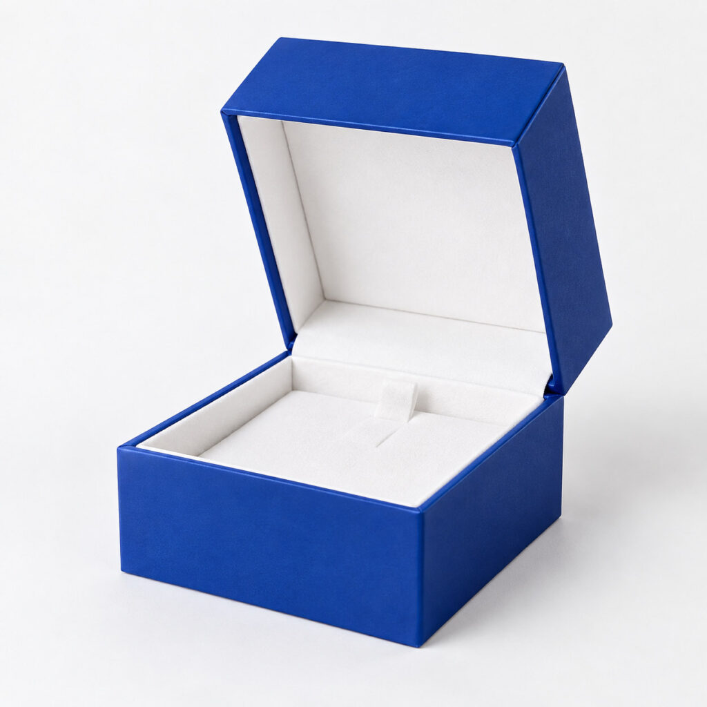PackNiti packaging mockup: Custom Flip Top Jewelry Box (PN-PD-000083)